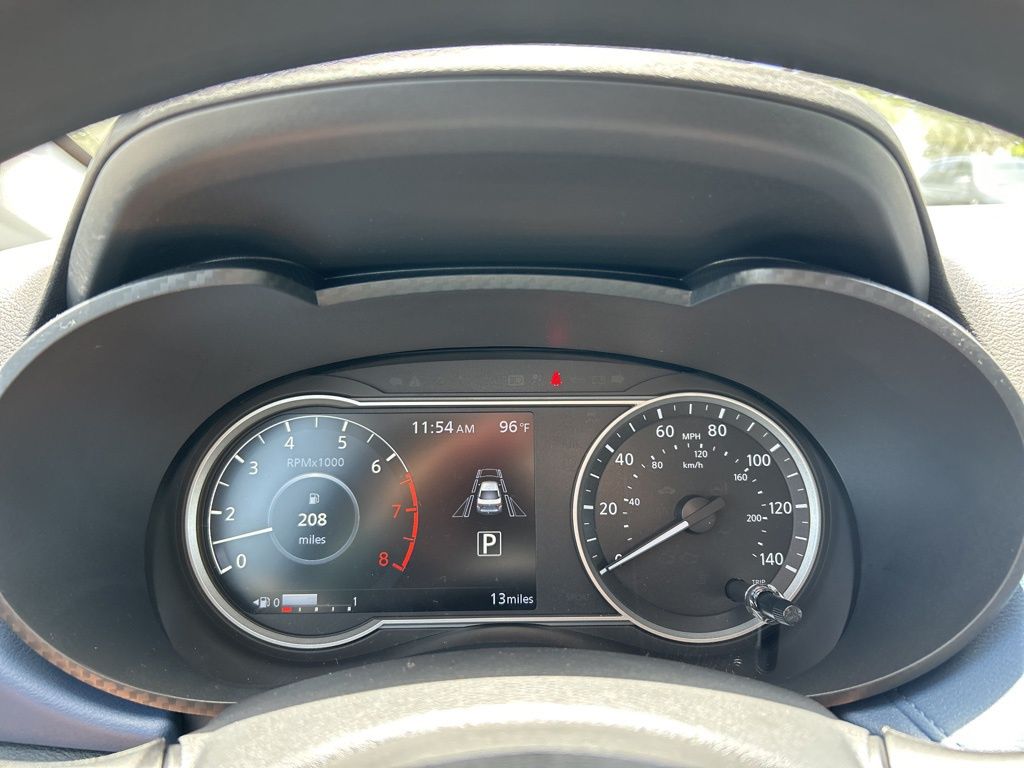 2025 Nissan Versa SV photo 16