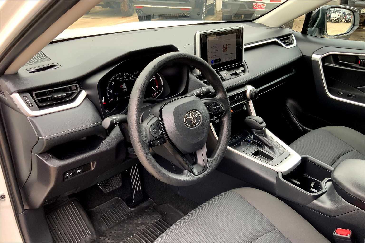 2025 Toyota RAV4 LE photo 14