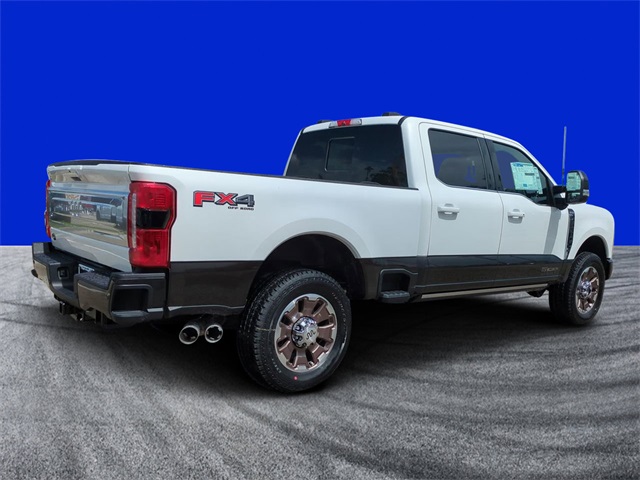 2025 Ford F-350 King Ranch photo 3
