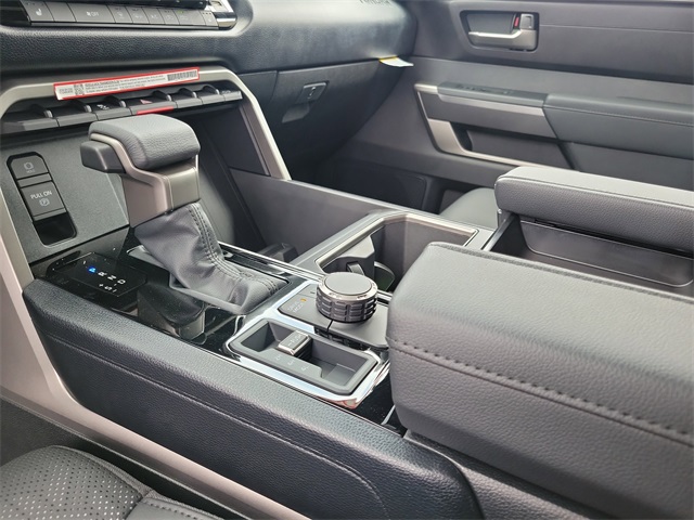 2025 Toyota Tundra SR5 CrewMax photo 28
