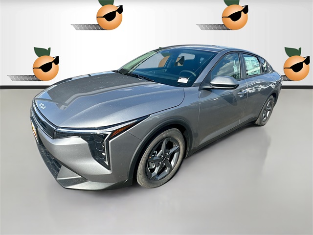 2025 Kia K4 LXS photo 3