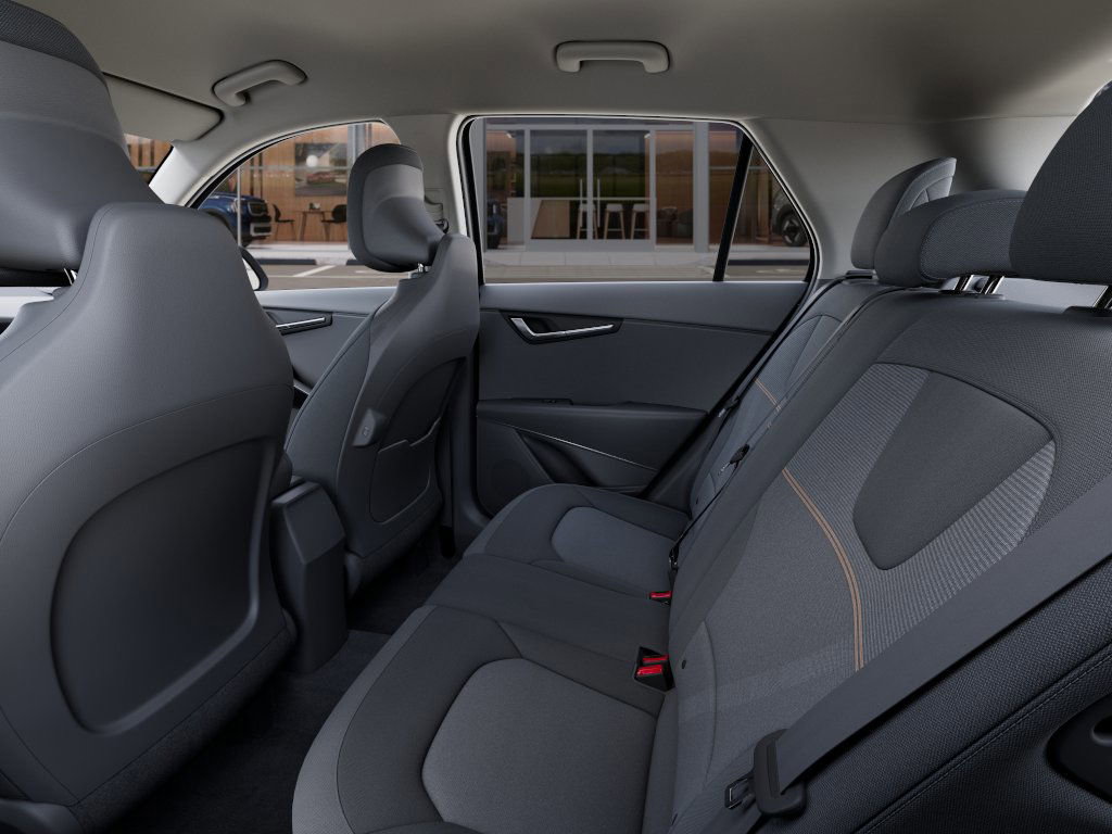 2025 Kia Niro LX photo 17