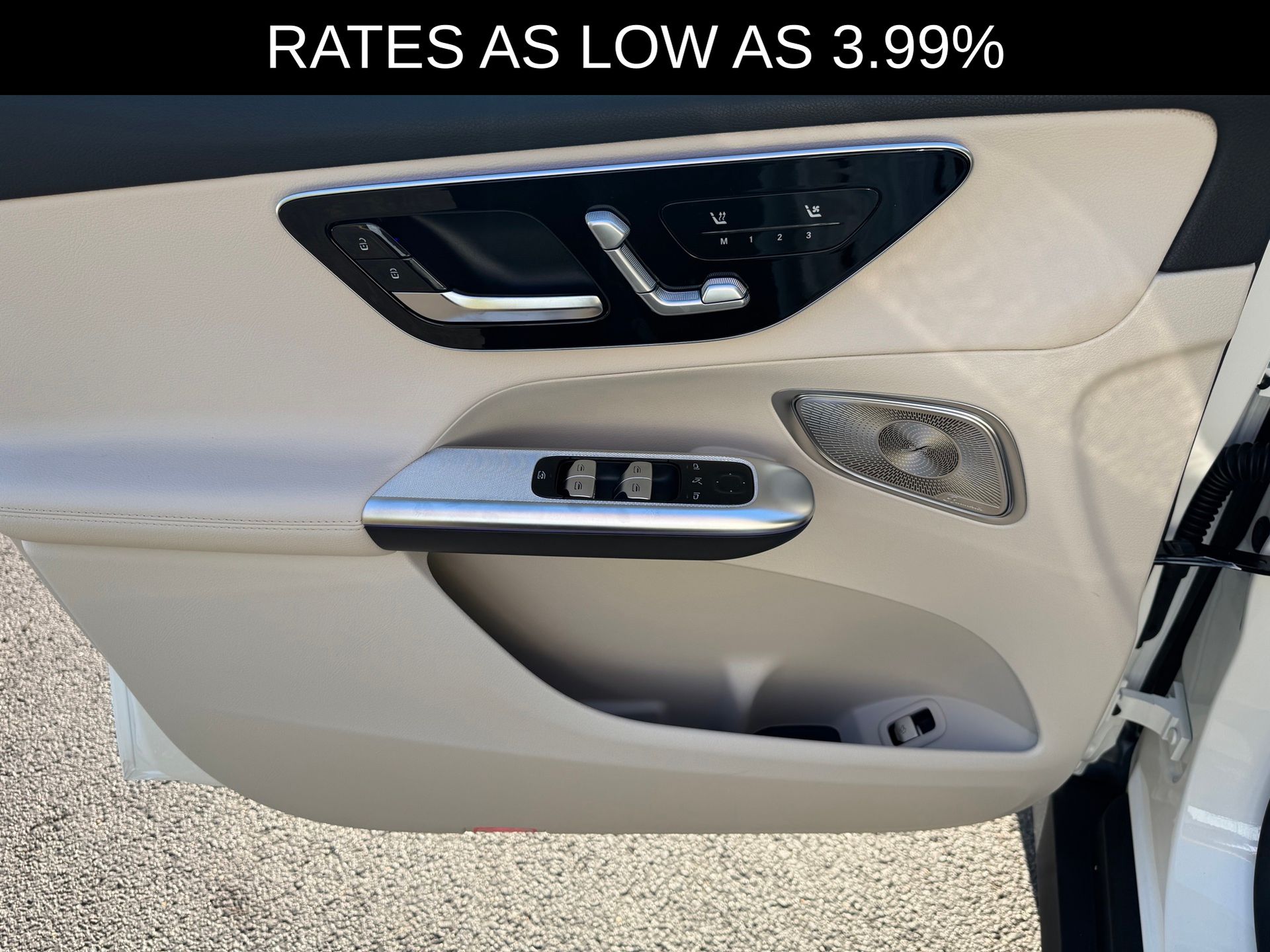 2026 Mercedes Benz GLC 300 4MATIC photo 4