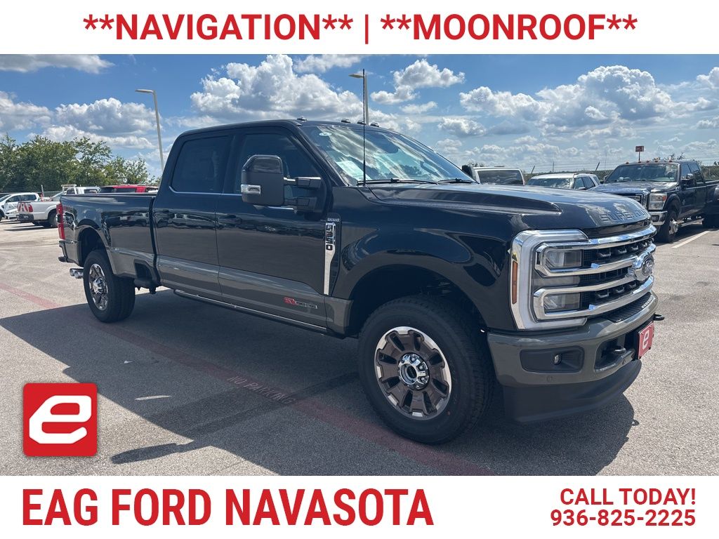 2026 Ford F-350 Super Duty King Ranch's photo