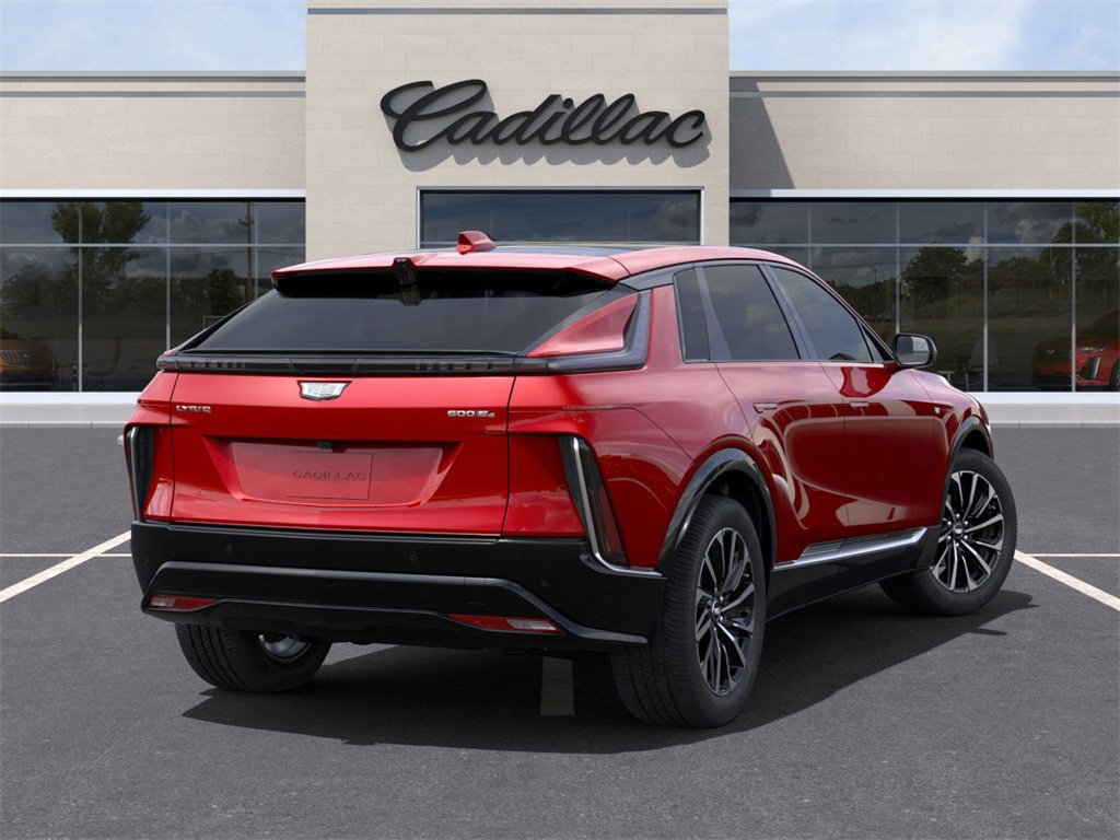 2024 Cadillac Lyriq Sport photo 4