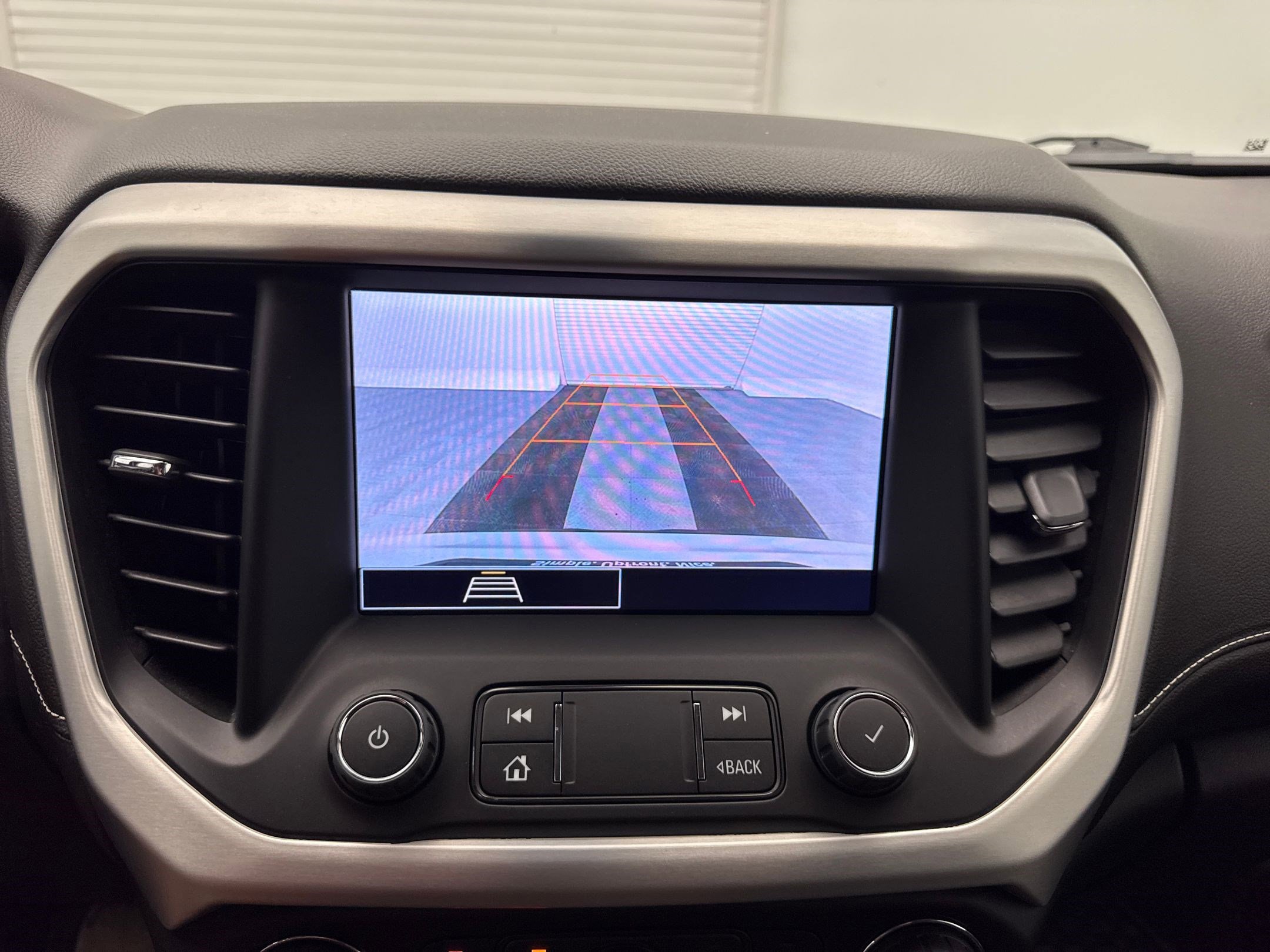 2021 Gmc Acadia SLE photo 36