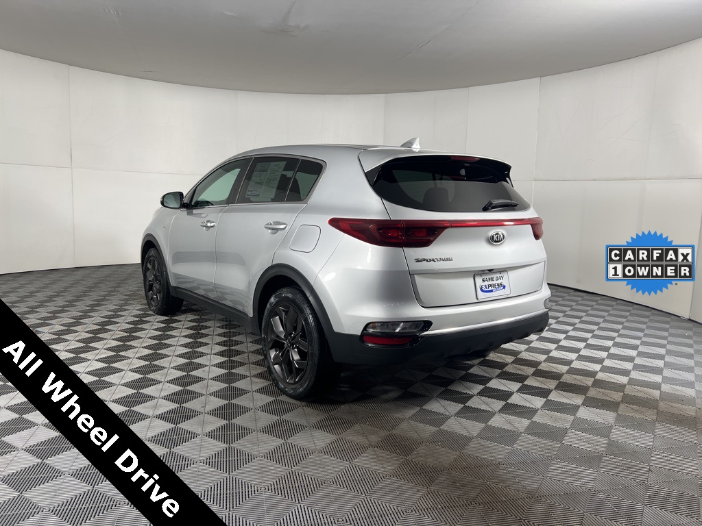 2022 Kia Sportage LX Value Edition photo 2