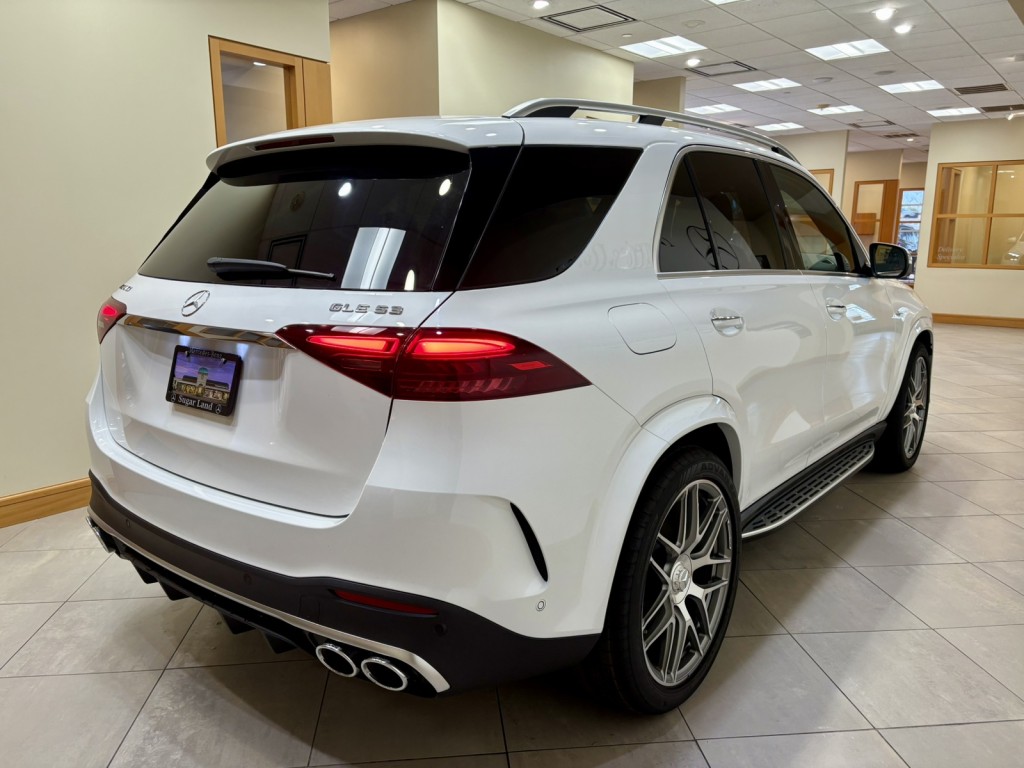 2025 Mercedes Benz GLE AMG 53 4MATIC photo 5