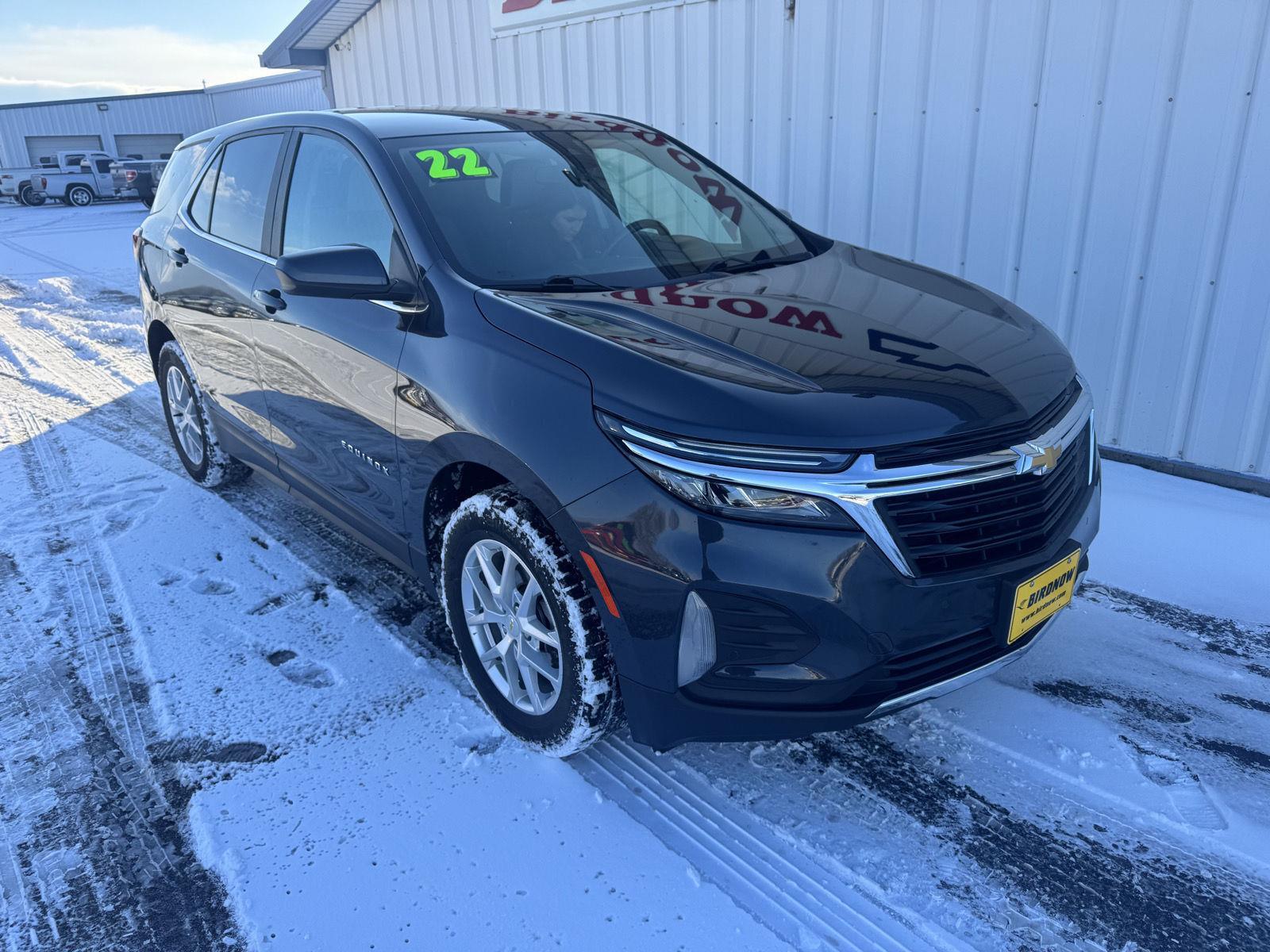 Used 2022 Chevrolet Equinox LT with VIN 2GNAXUEV4N6150078 for sale in Monona, IA
