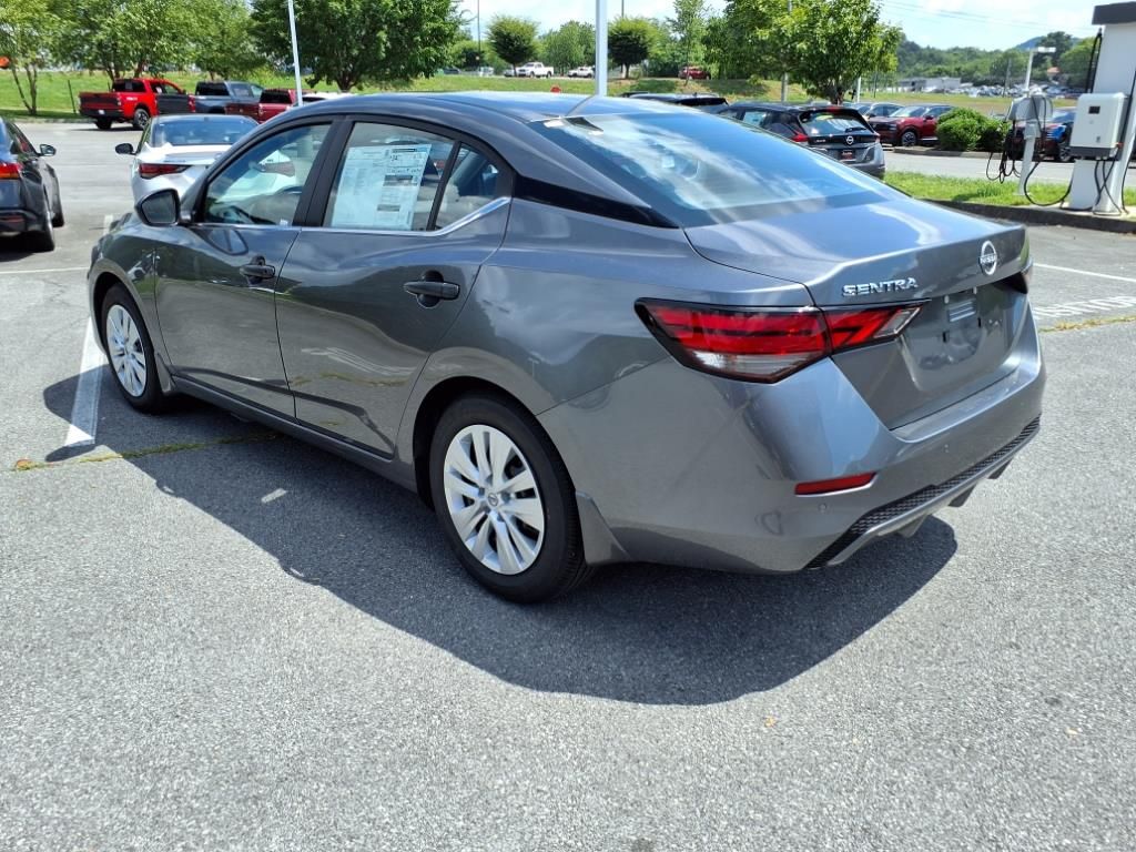 2025 Nissan Sentra S photo 5