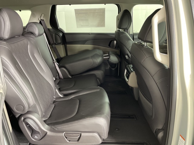 2026 Kia Carnival EX photo 39