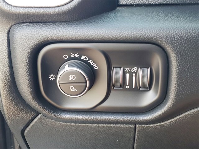 2019 Ram 2500 Laramie photo 21