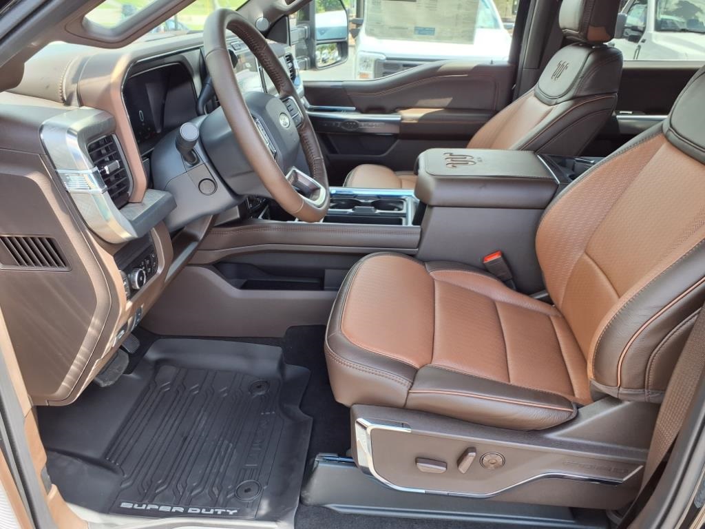 2026 Ford F-250 King Ranch photo 4