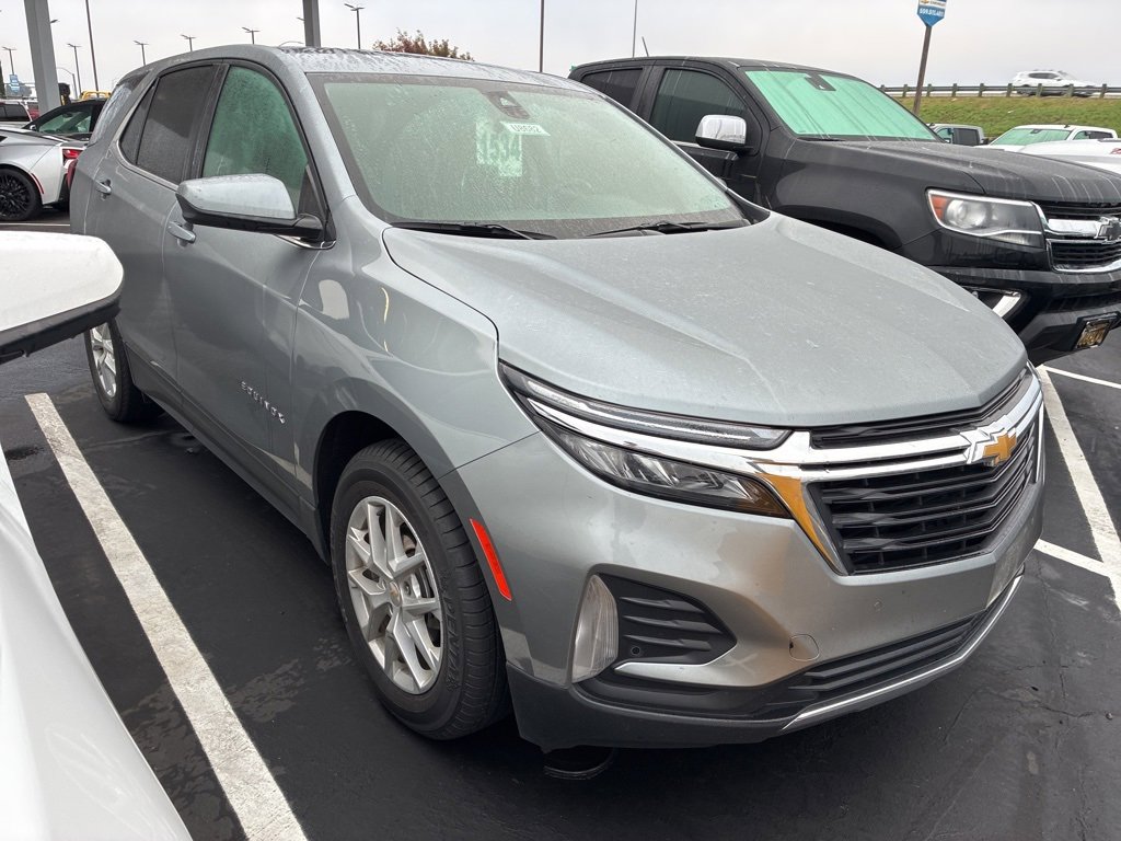 2024 Chevrolet Equinox LT's photo