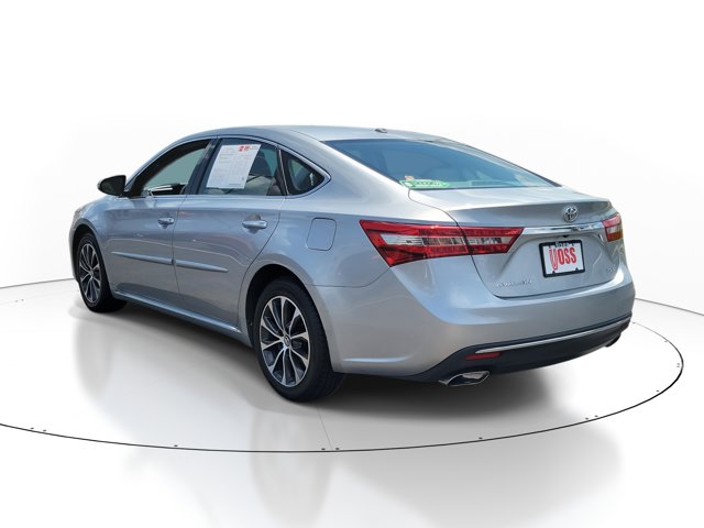 2018 Toyota Avalon XLE Premium photo 3