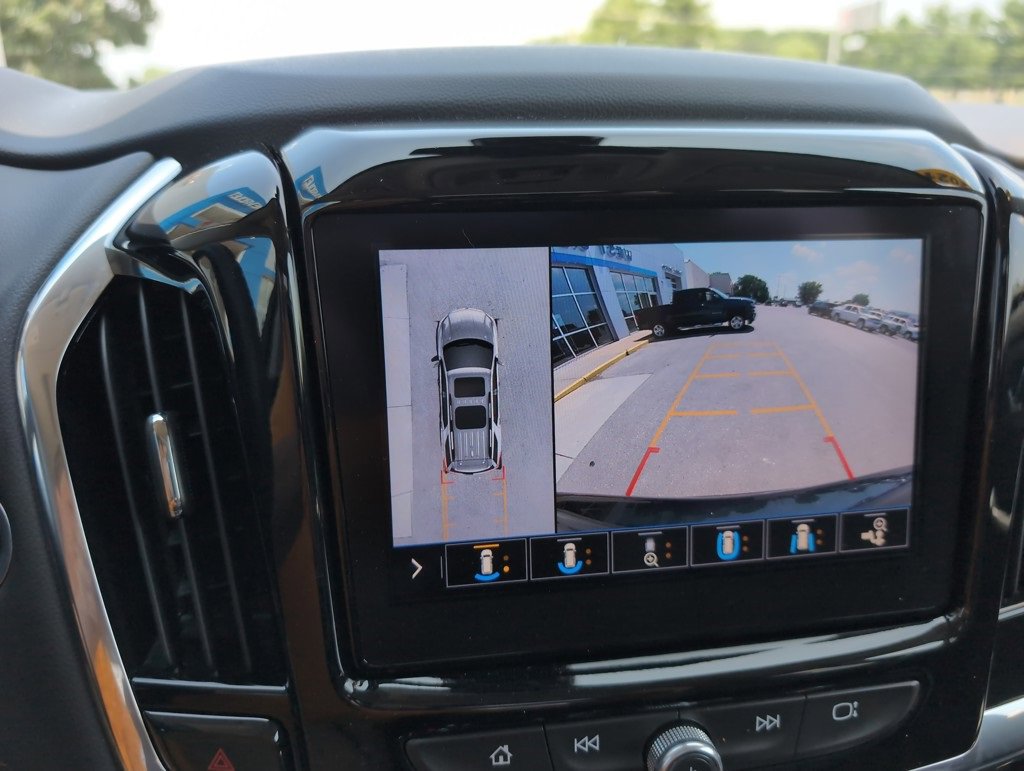 2021 Chevrolet Traverse RS photo 23