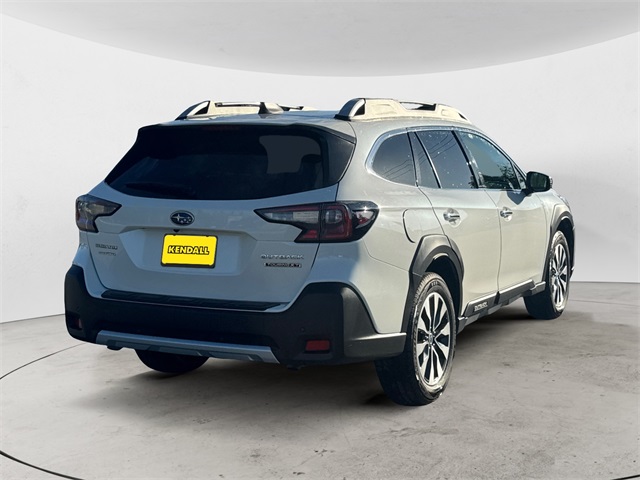2024 Subaru Outback Touring XT photo 4