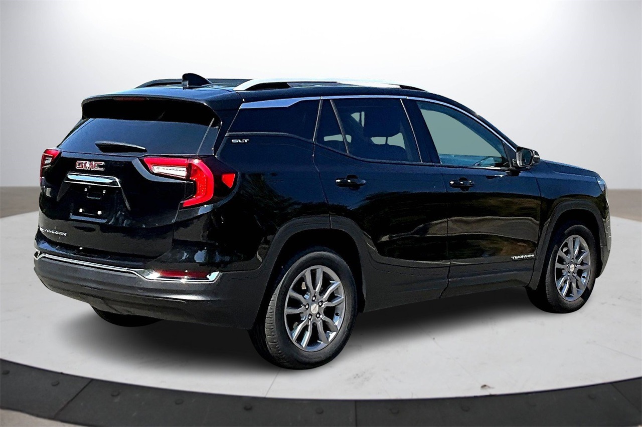 2024 Gmc Terrain SLT photo 8