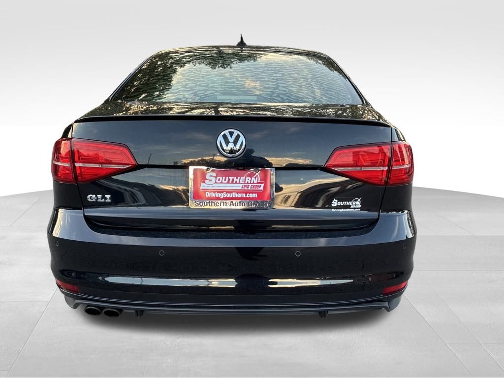 2016 Volkswagen Jetta 2.0T GLI SE photo 3