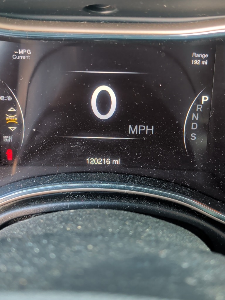 Used 2014 Jeep Grand Cherokee Altitude with VIN 1C4RJFAG1EC569304 for sale in Rochester, Minnesota