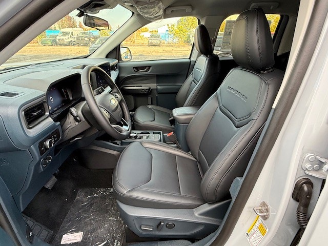 2025 Ford Maverick Lariat photo 11