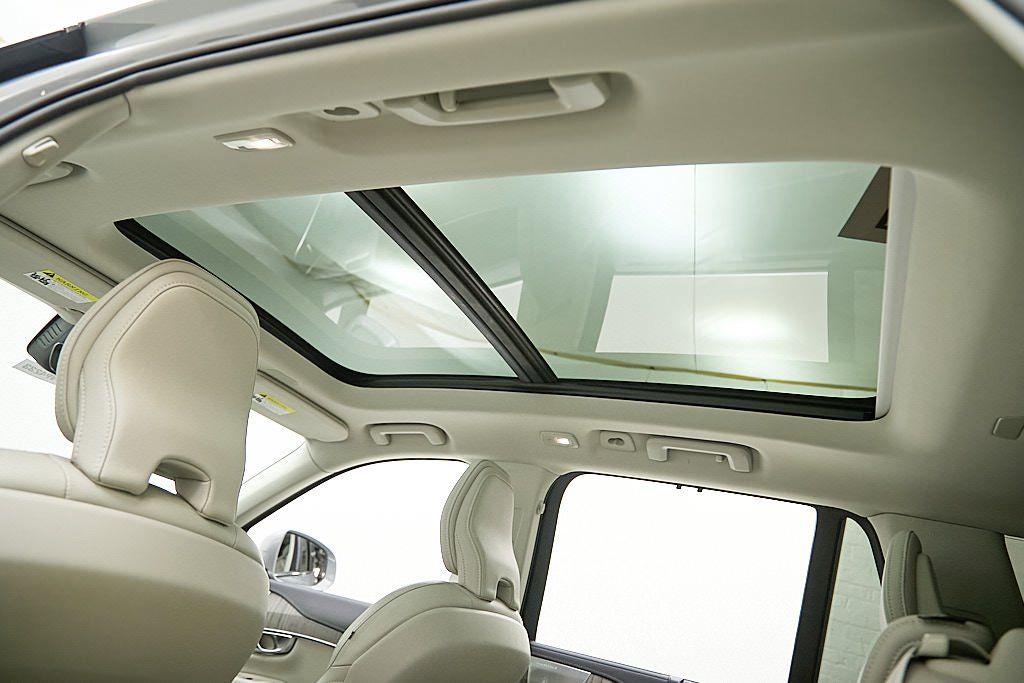 2024 VOLVO XC90 - Image 27