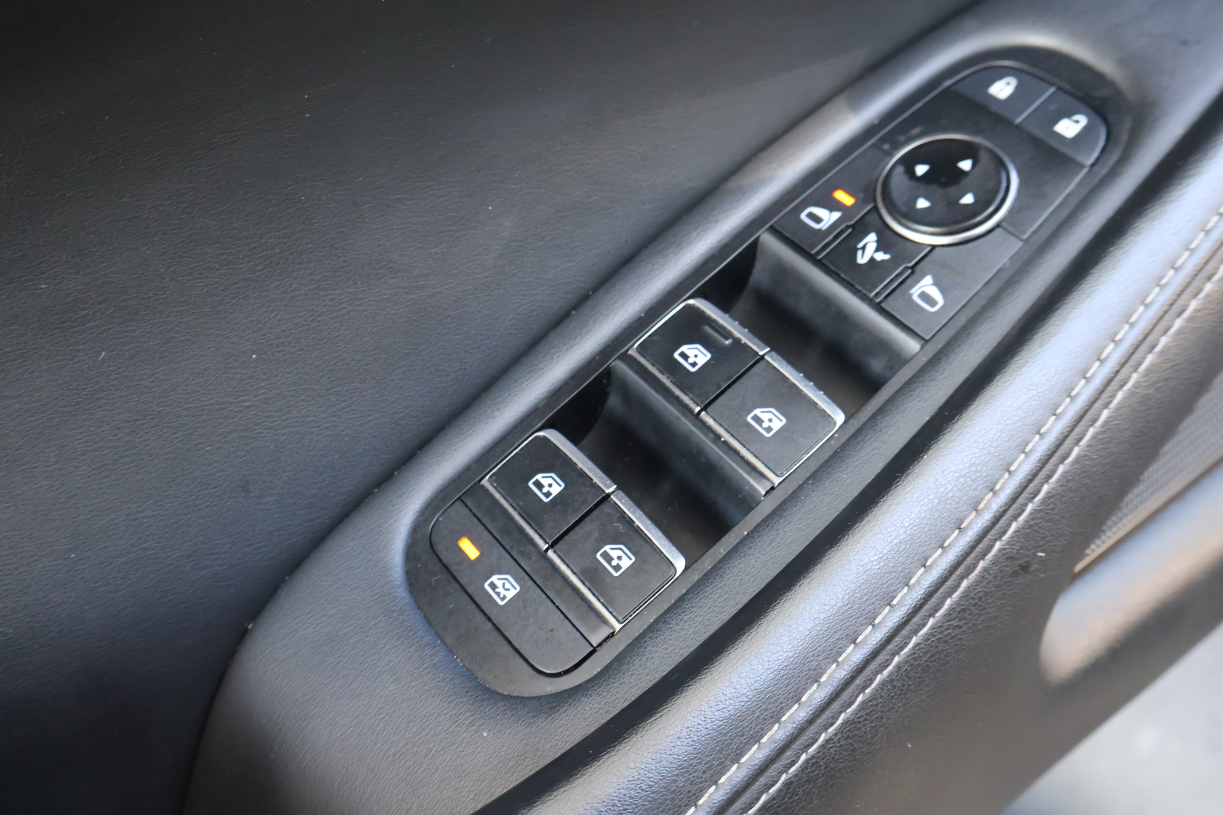 2023 Infiniti QX60 Luxe photo 15