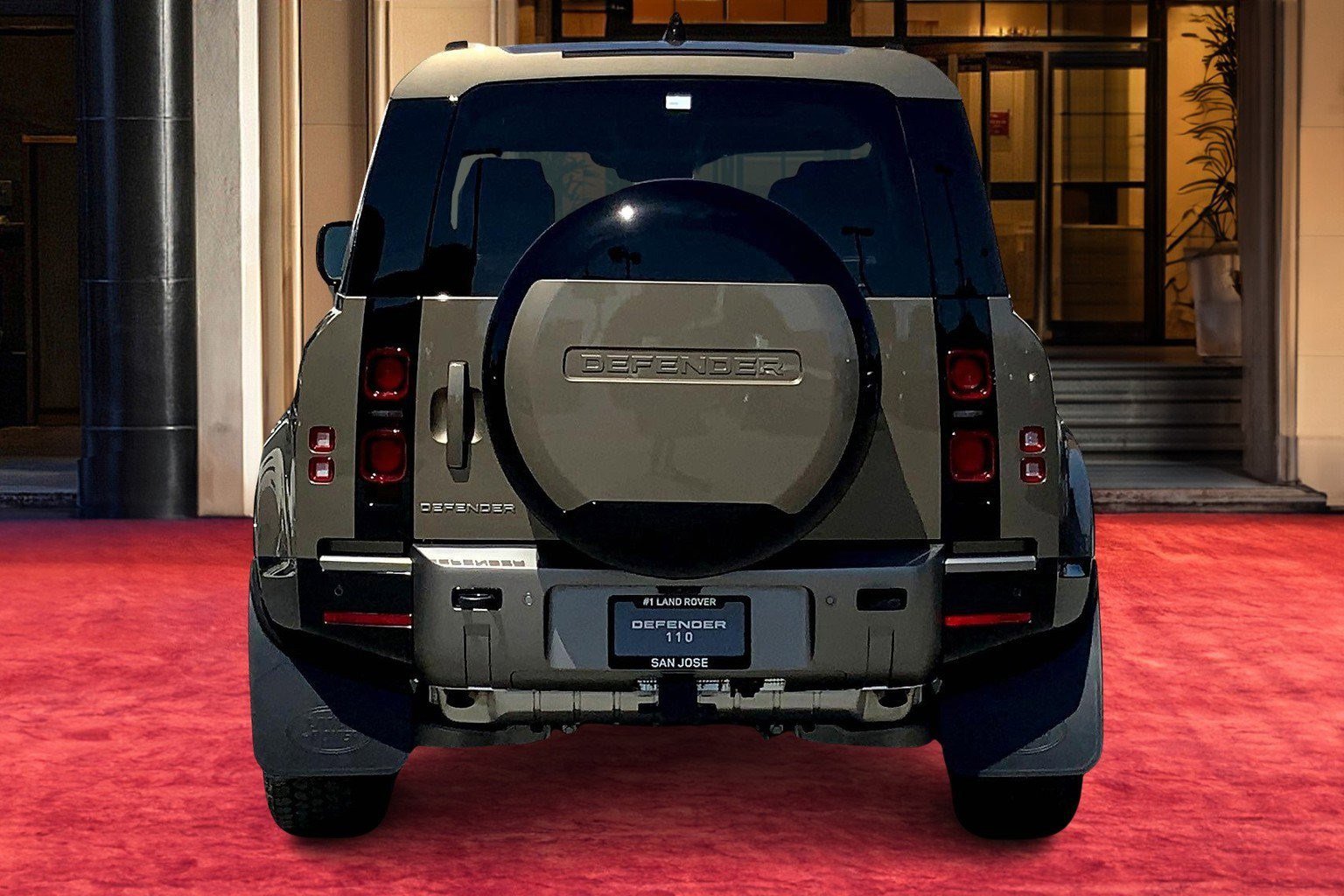 2025 Land Rover Defender 110 X-Dynamic SE photo 4