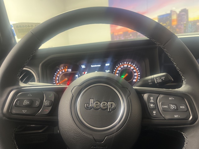 2025 Jeep Gladiator Sport photo 8