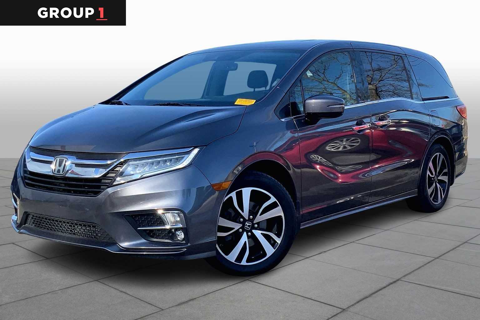 2018 Honda Odyssey Elite's photo