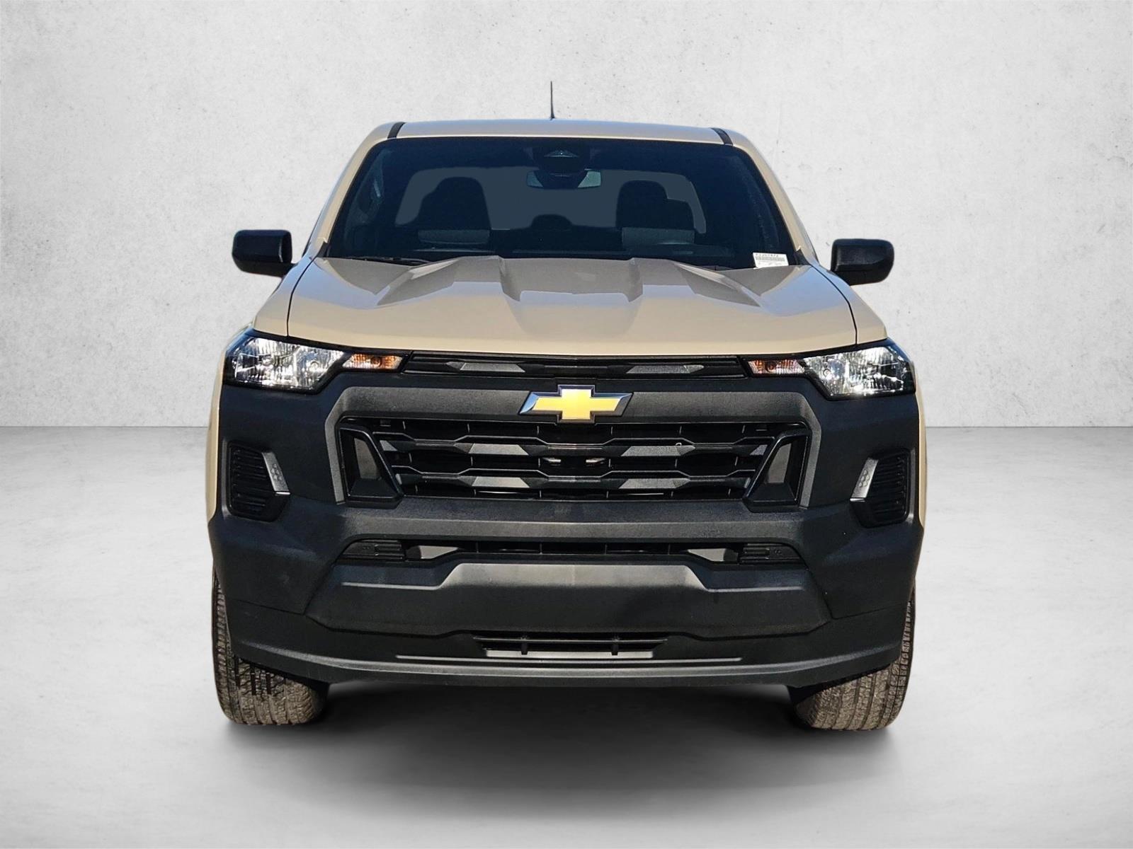 2023 Chevrolet Colorado Work Truck photo 2