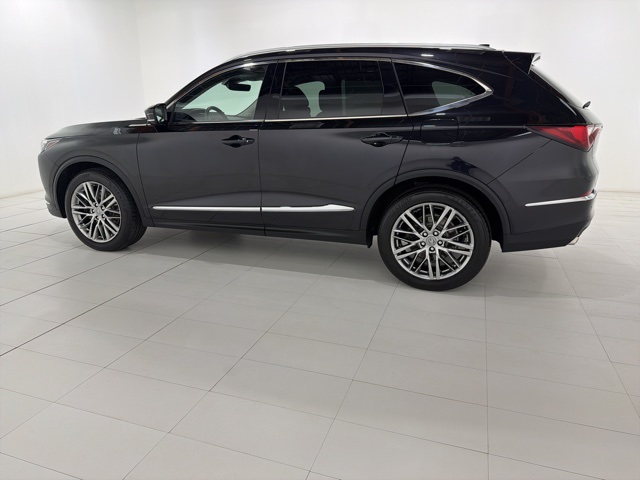 2023 Acura MDX Advance SH-AWD photo 2