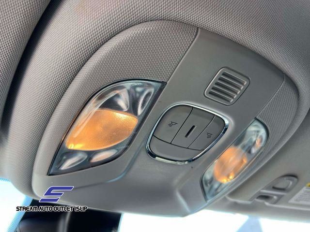 2022 Jeep Compass Latitude Lux photo 29