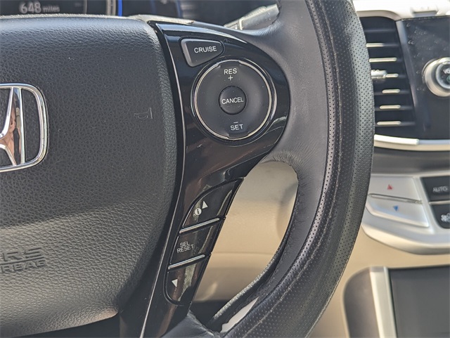 2015 Honda Accord Hybrid EX-L photo 24