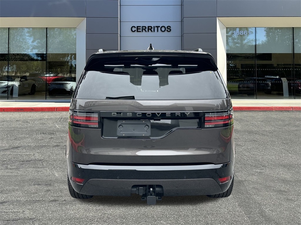 2025 Land Rover Discovery SE photo 2