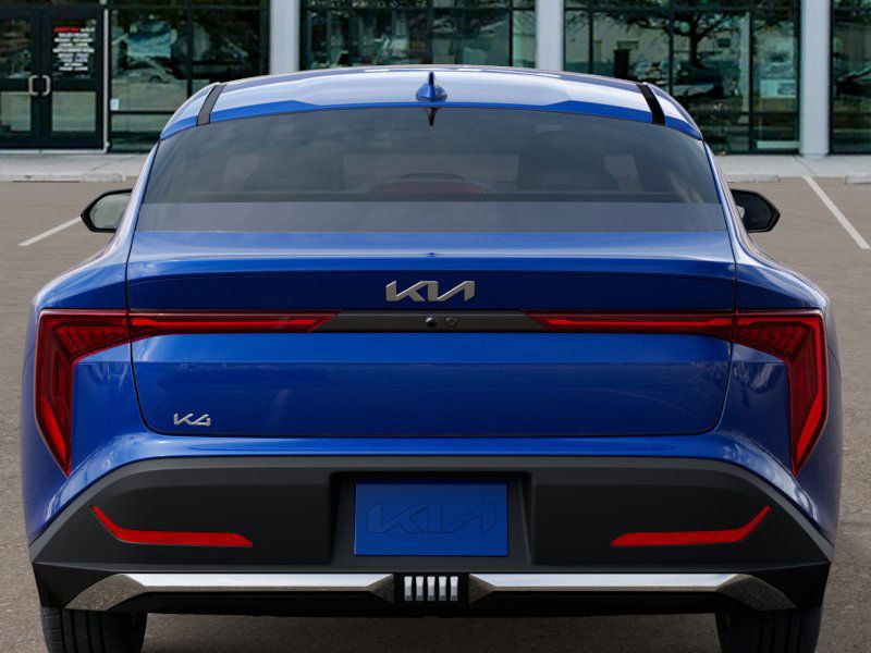 2025 Kia K4 LXS photo 13