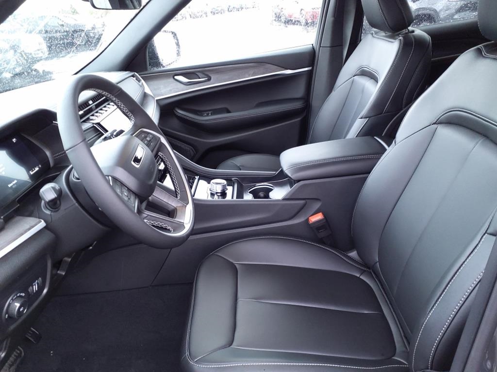2025 Jeep Grand Cherokee Limited photo 7