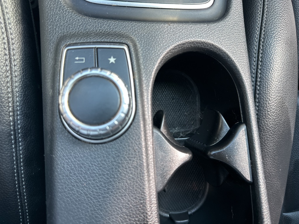 2018 Mercedes Benz GLA 250 4MATIC photo 29