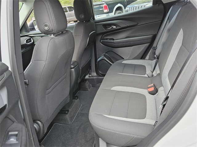 2023 Chevrolet Trailblazer LS photo 5