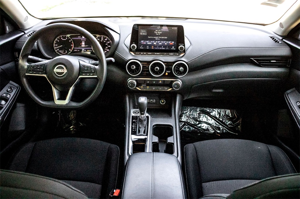 2025 Nissan Sentra SV photo 29