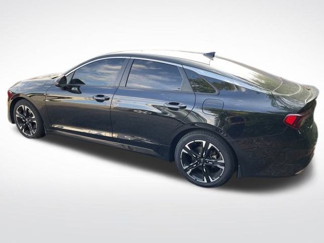 2022 Kia K5 GT-Line photo 6