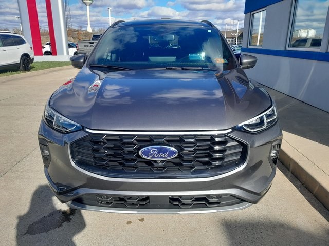 2025 Ford Escape ST-Line Elite photo 4