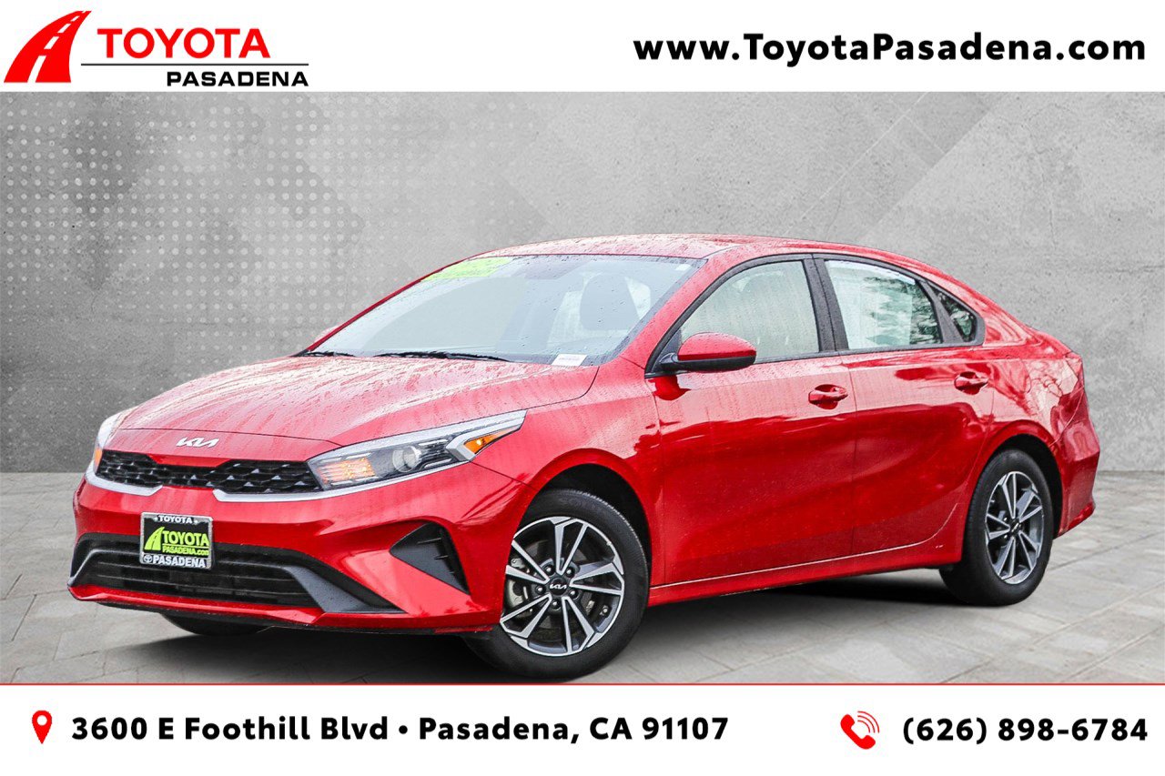 2024 Kia Forte LXS's photo