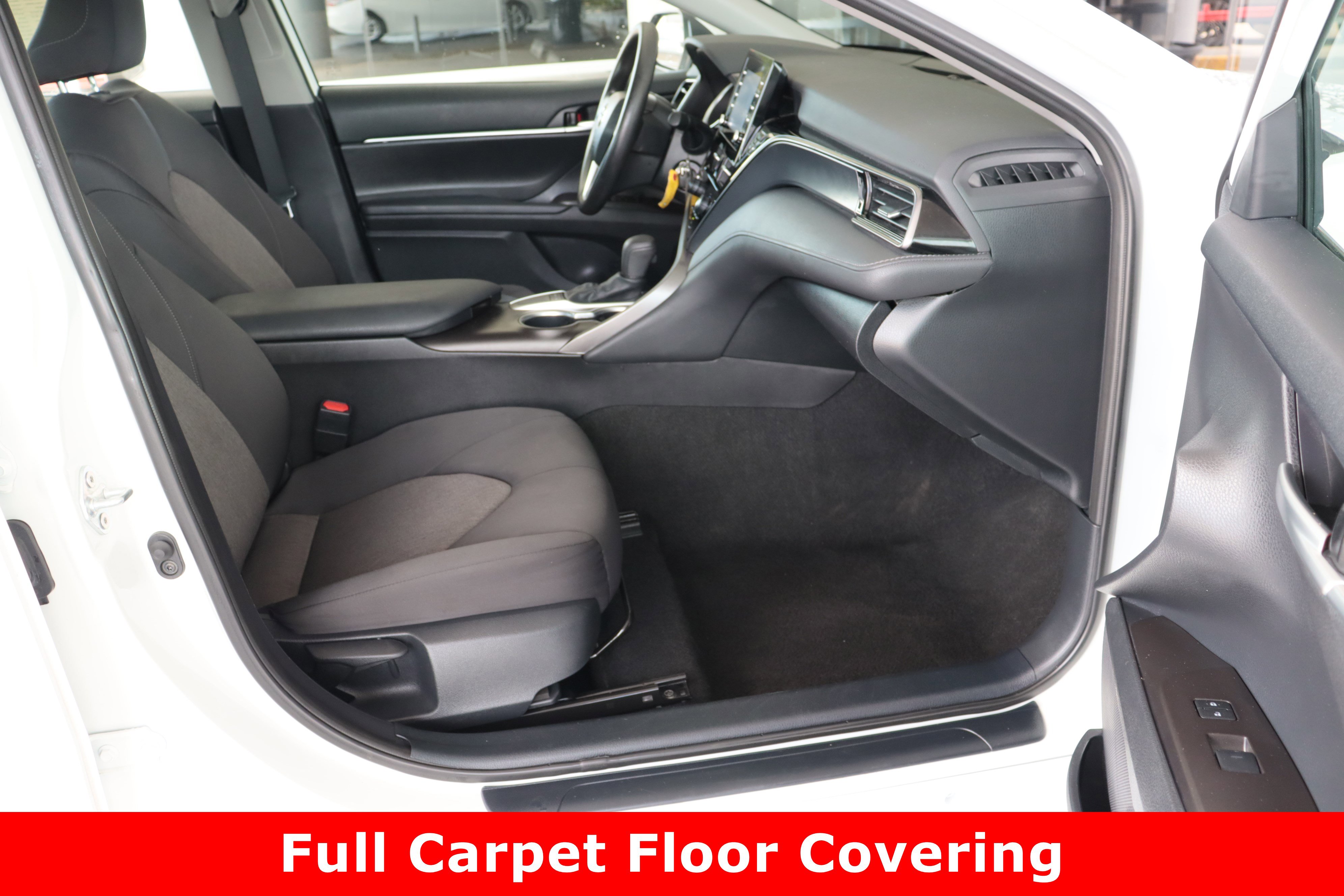 2024 Toyota Camry LE photo 31