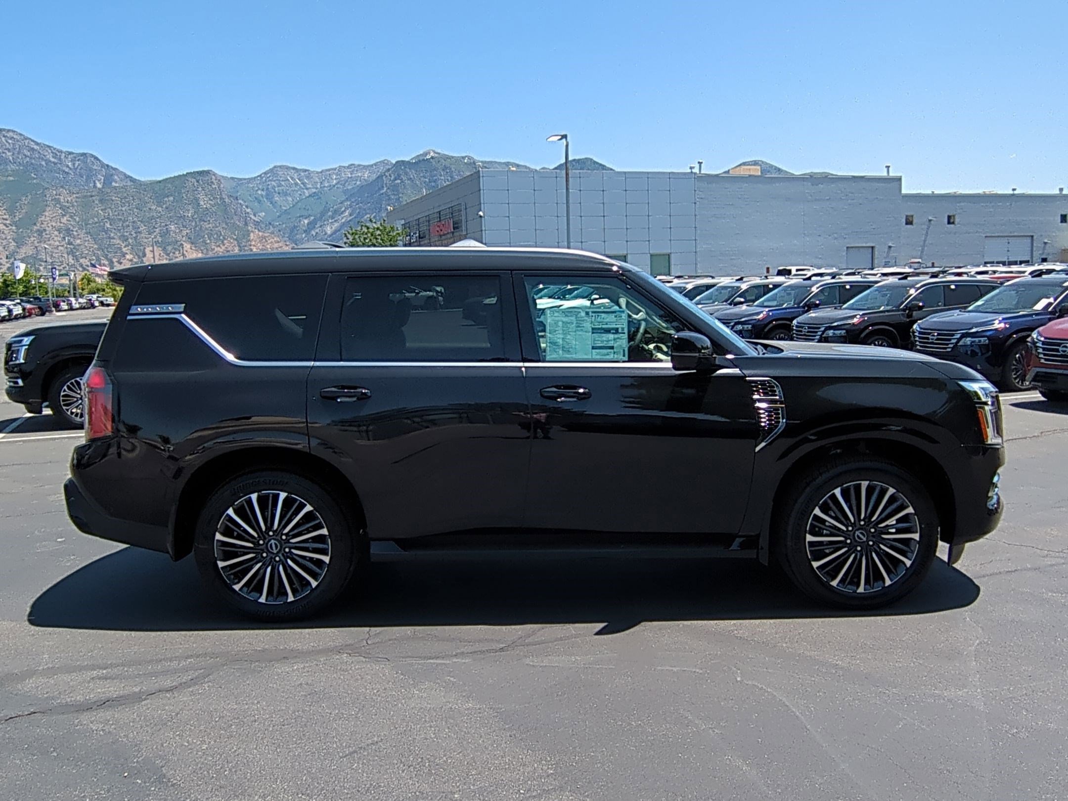 2025 Nissan Armada Platinum Reserve photo 2