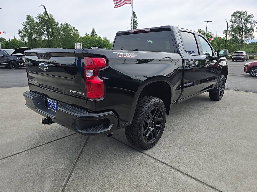 2025 Chevrolet Silverado 1500 Custom Trail Boss photo 5