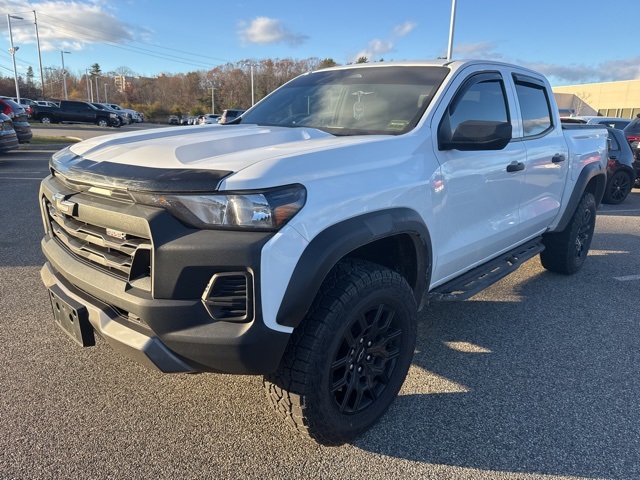2023 Chevrolet Colorado Trail Boss photo 2