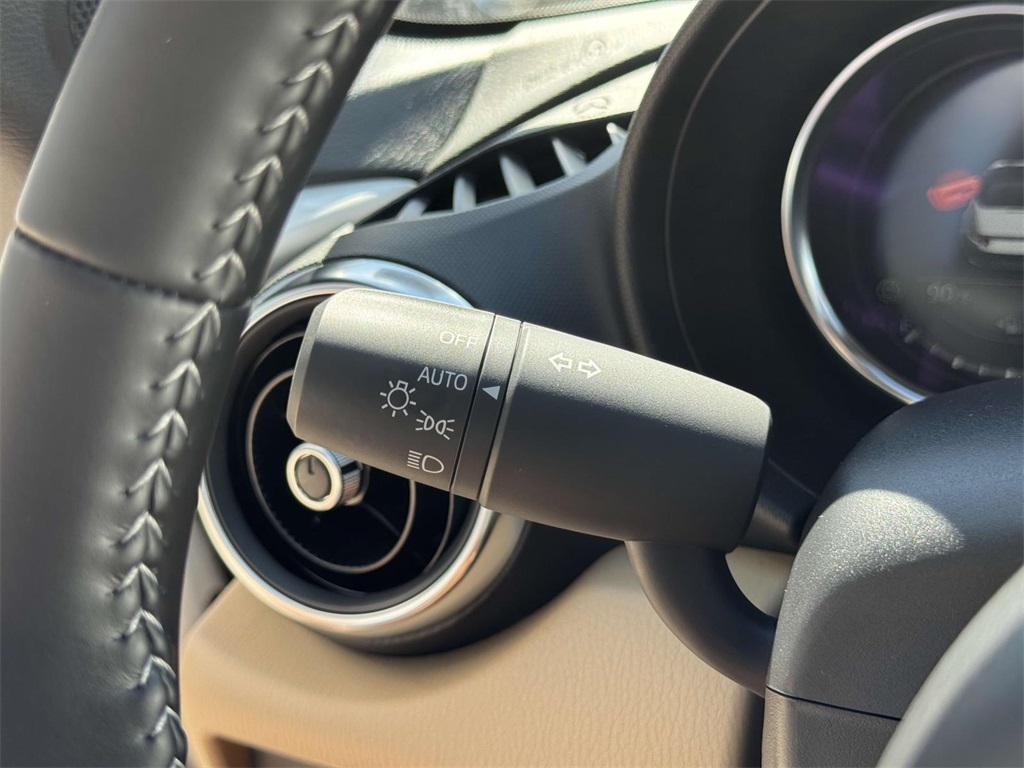 2025 Mazda MX-5 Miata Miata Grand Touring photo 26