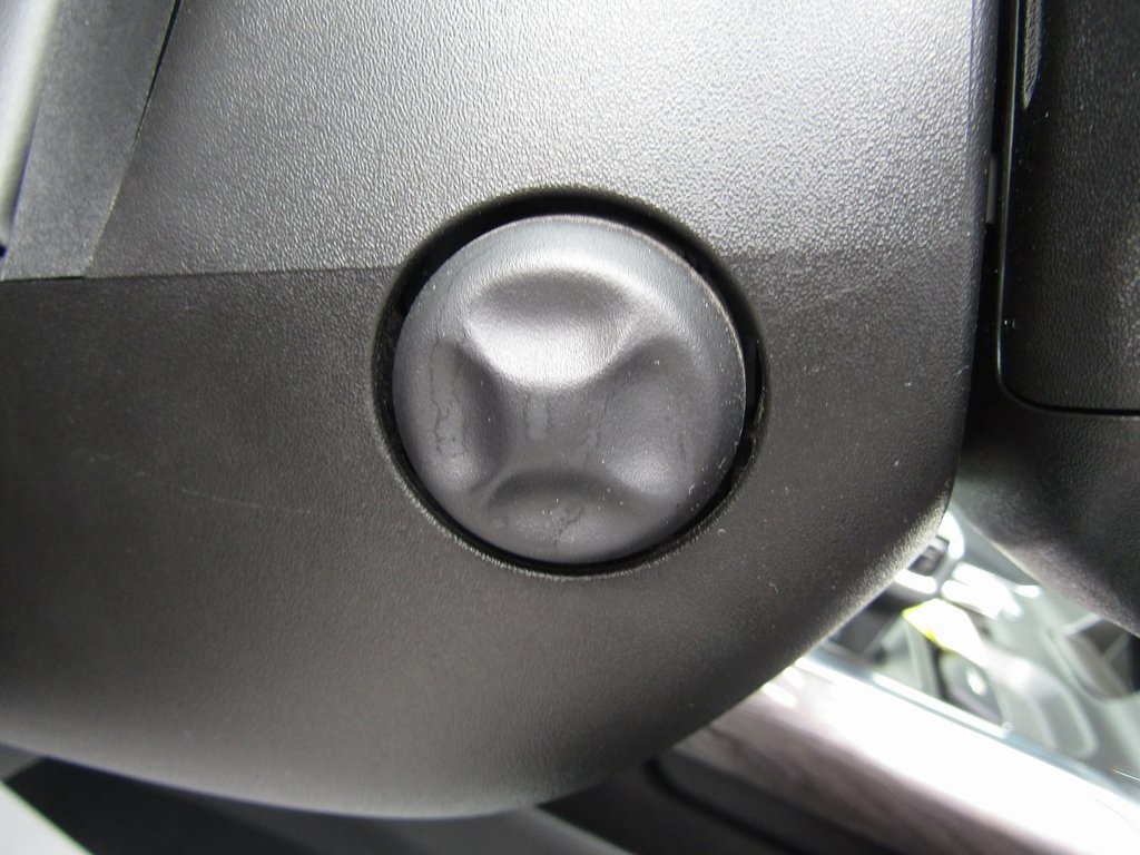 2023 Chevrolet Silverado 1500 LTZ photo 15