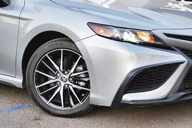 Used 2024 Silver Toyota SE image 3